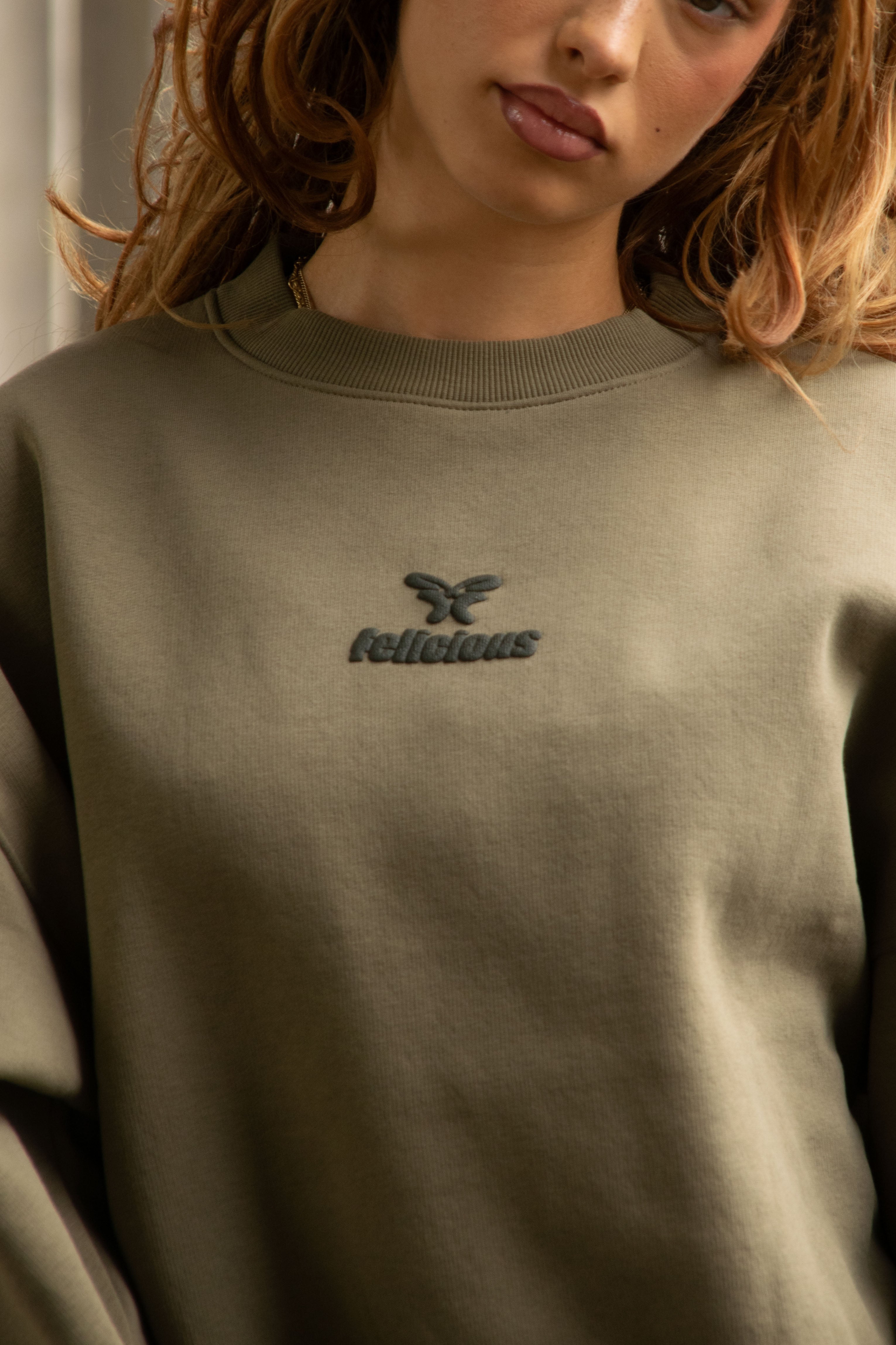 Basic Logo Crewneck Sweatshirt Dusky Green