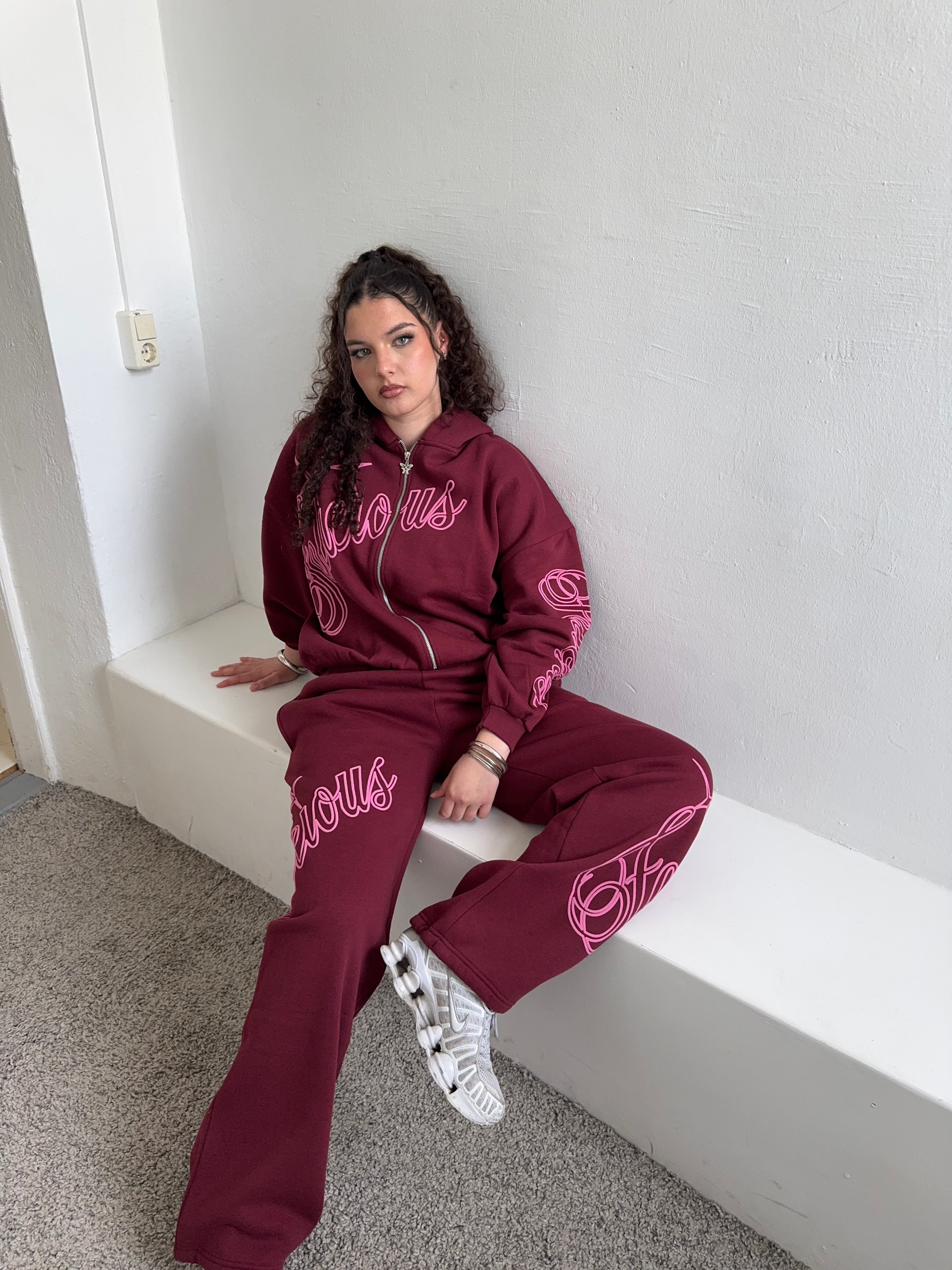 Felicious Star-ZIP-Hoodie Cold Cherry