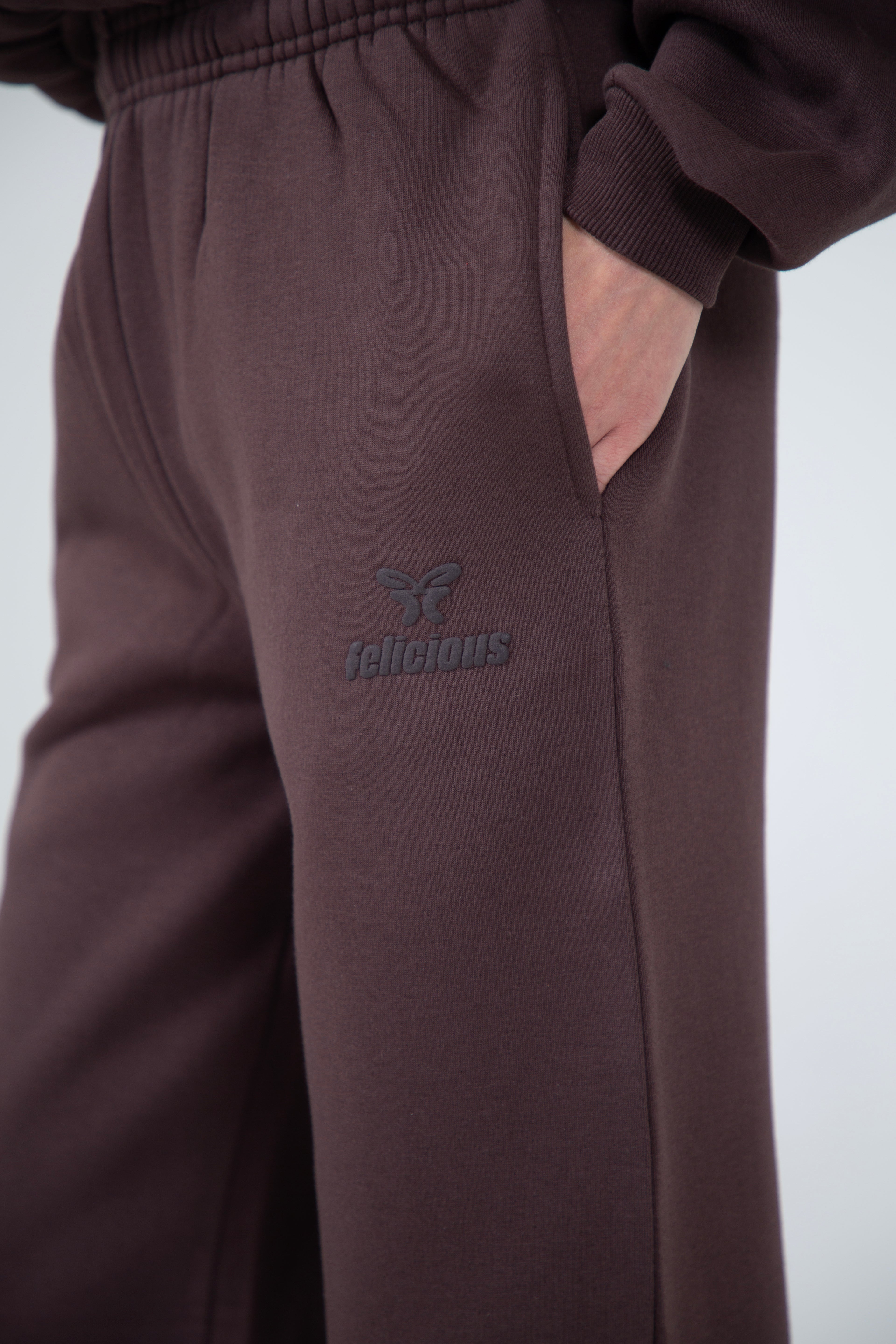 Basic Logo Sweatpants Chocolate