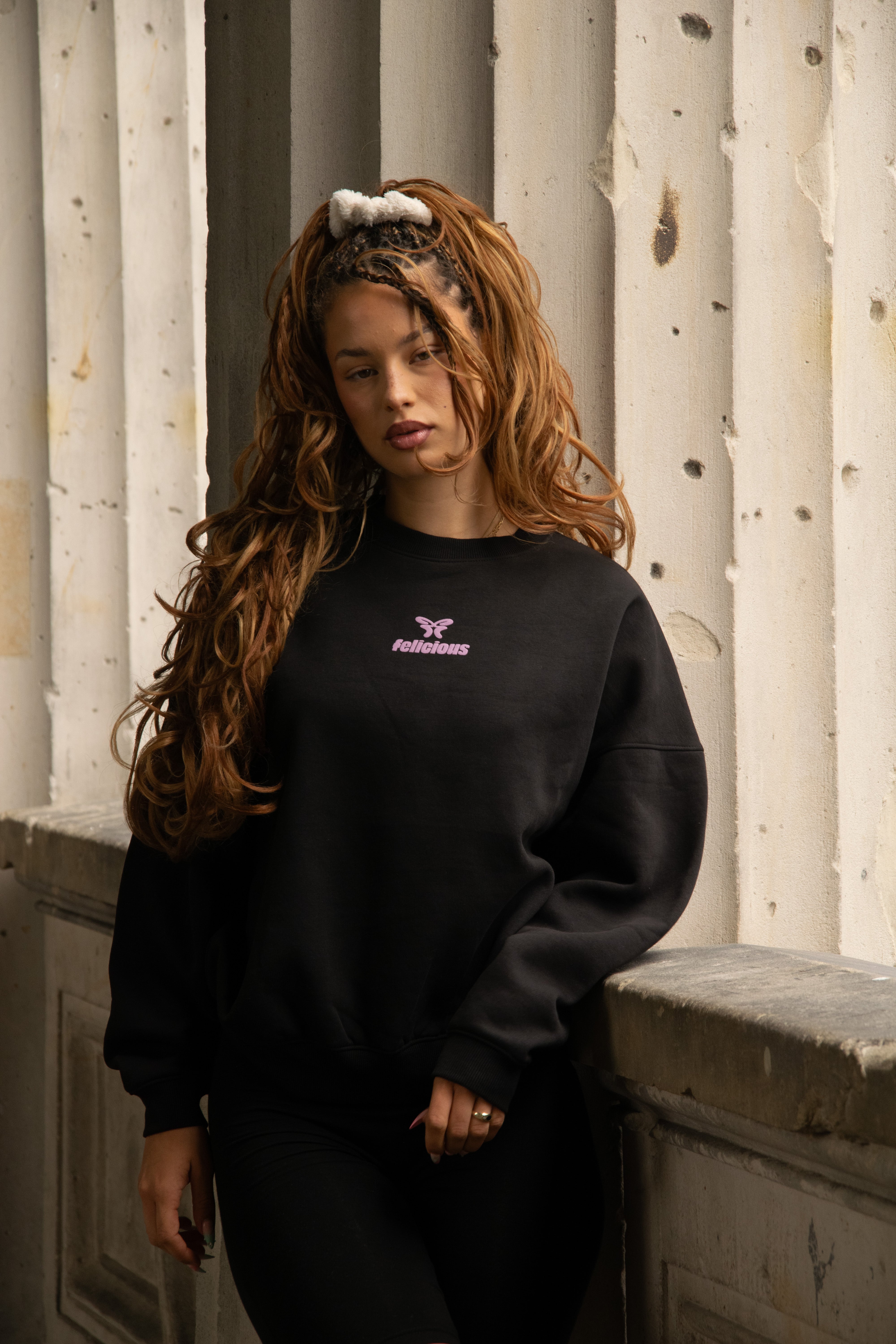 Basic Logo Crewneck Sweatshirt Black