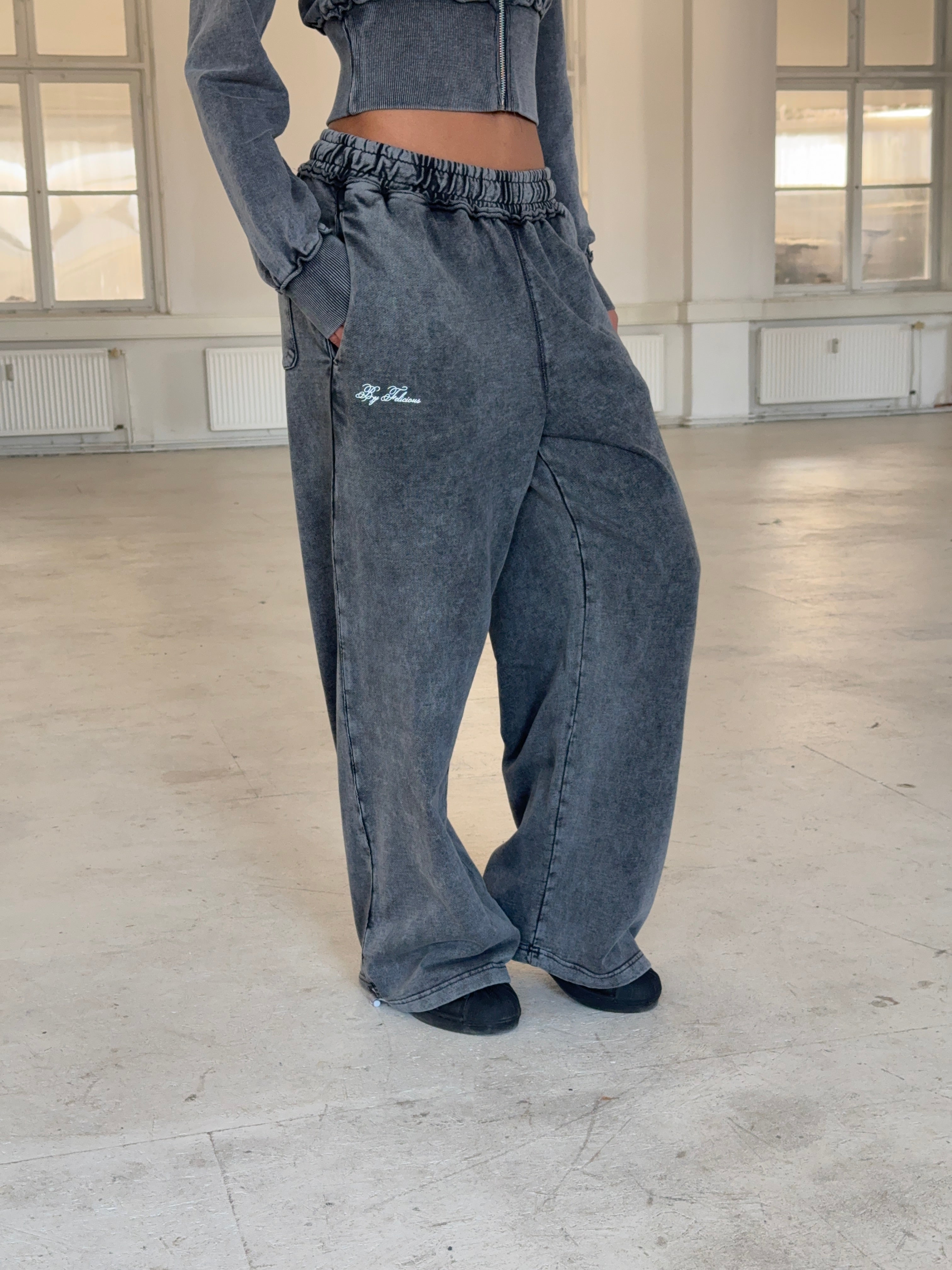 Oversize Sweatpants Black Washed